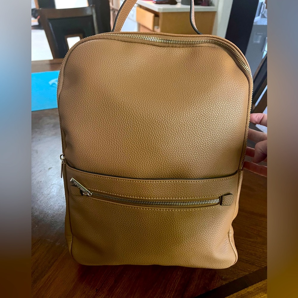 Mali and Lili Ivy backpack